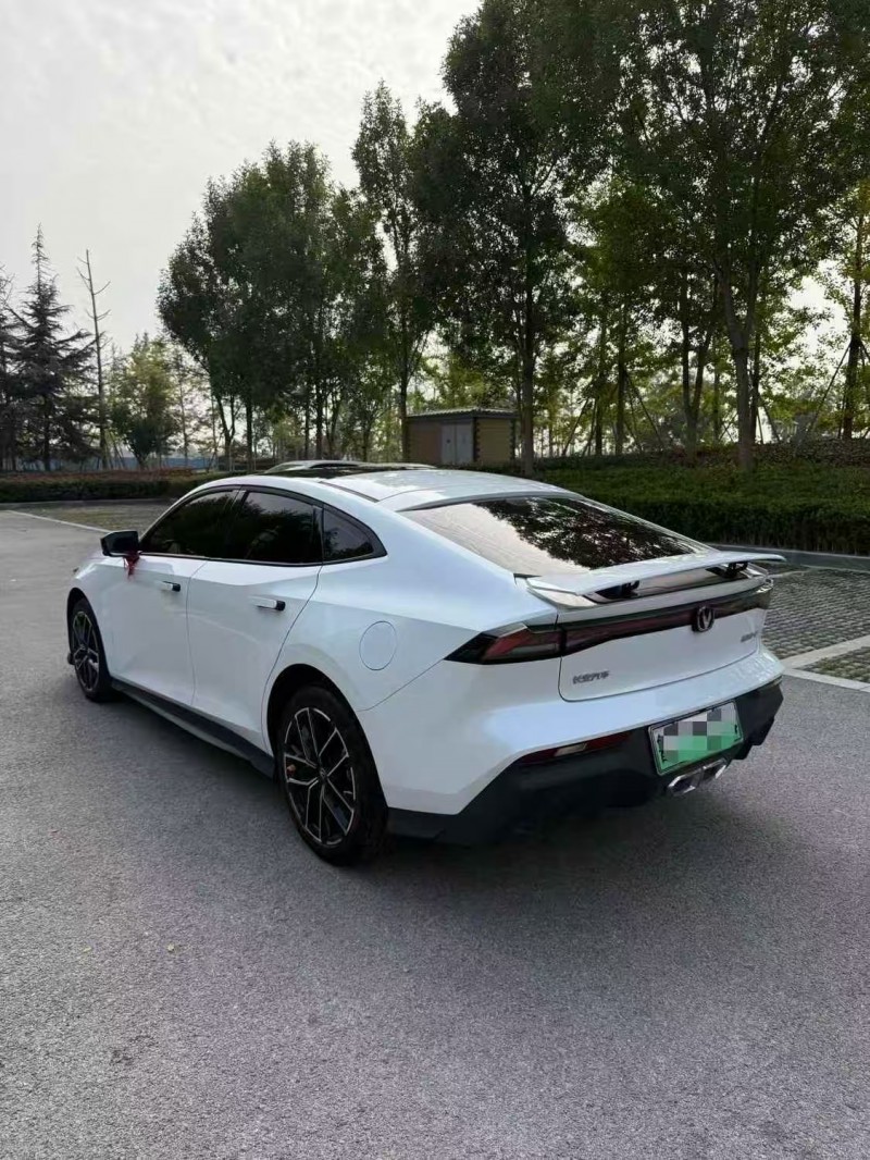 菏泽25年长安汽车UNI7