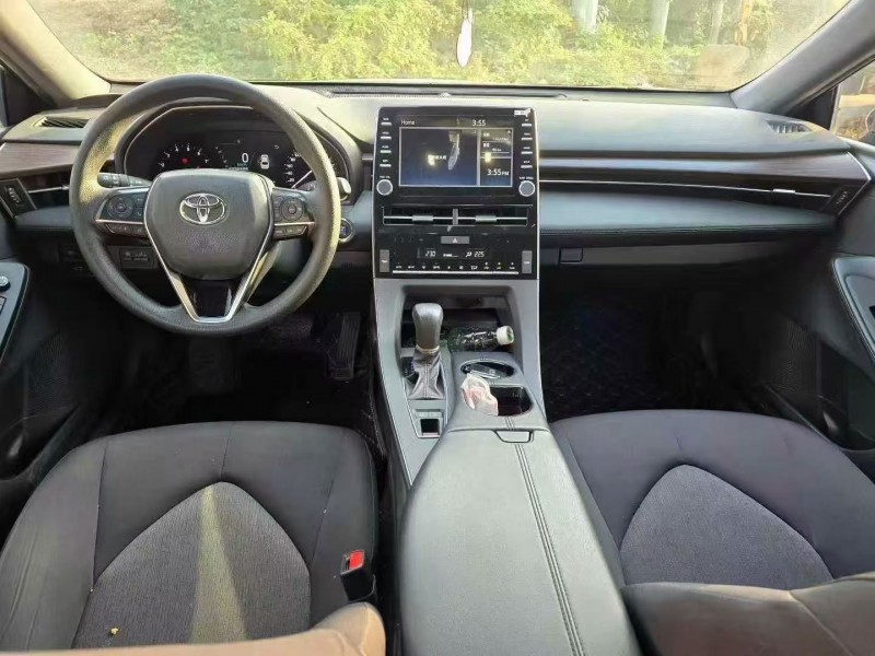 苏州21年丰田亚洲龙5