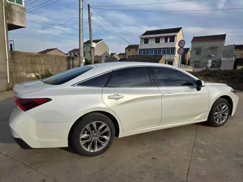 苏州21年丰田亚洲龙7