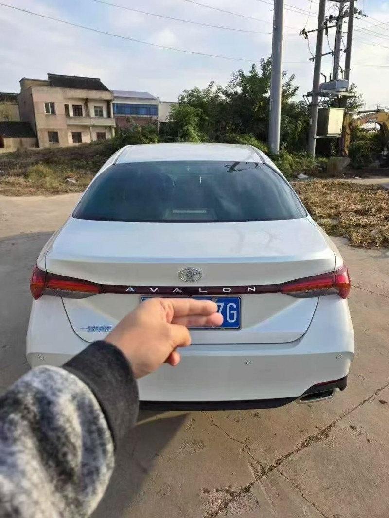 苏州21年丰田亚洲龙9