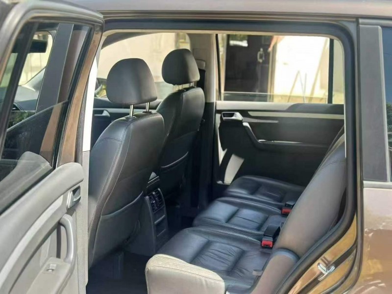 金华14年大众途安6