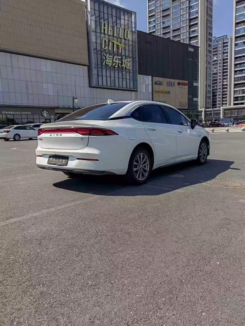 金华24年传祺埃安S2