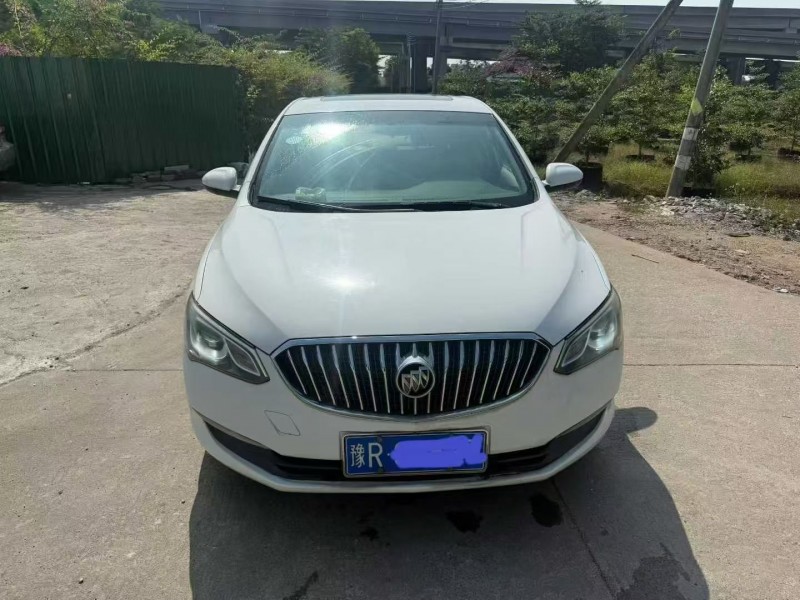 珠海17年别克英朗1