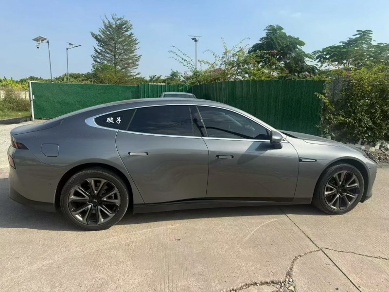 深圳21年小鹏汽车p78