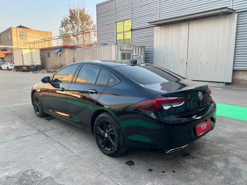 临沂21年别克君威7