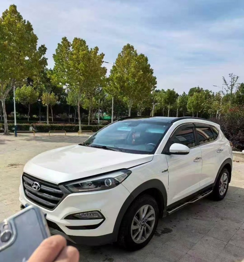 合肥17年现代途胜2