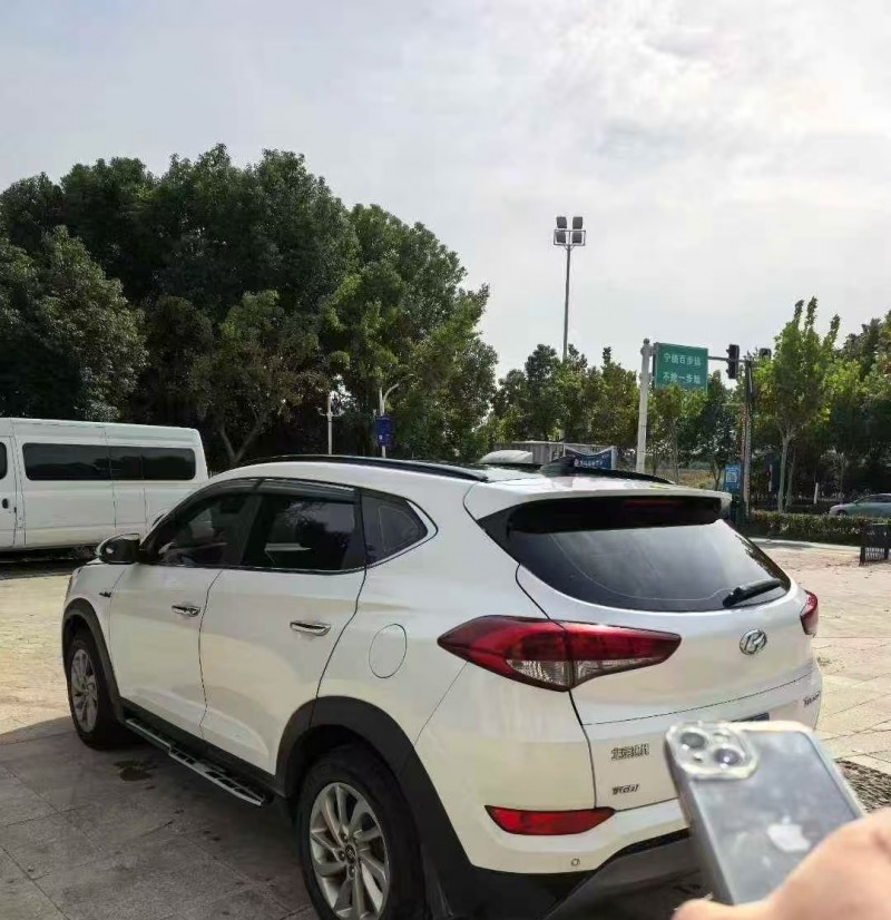 合肥17年现代途胜7