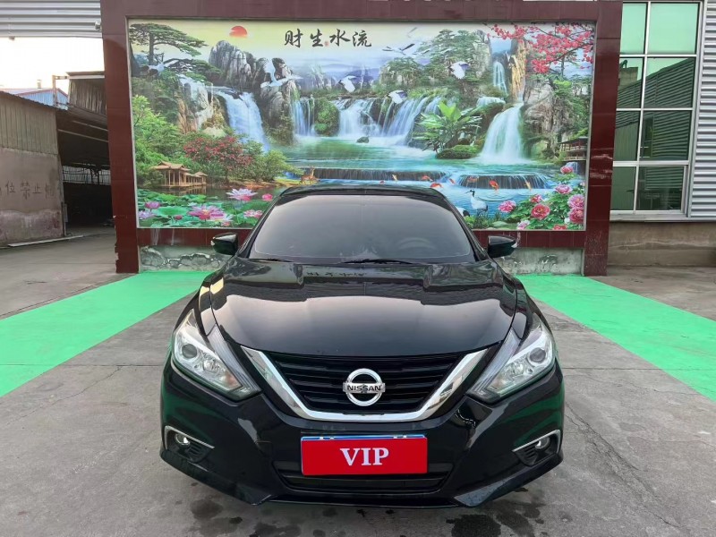 临沂18年日产天籁1