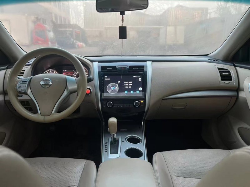 临沂18年日产天籁4