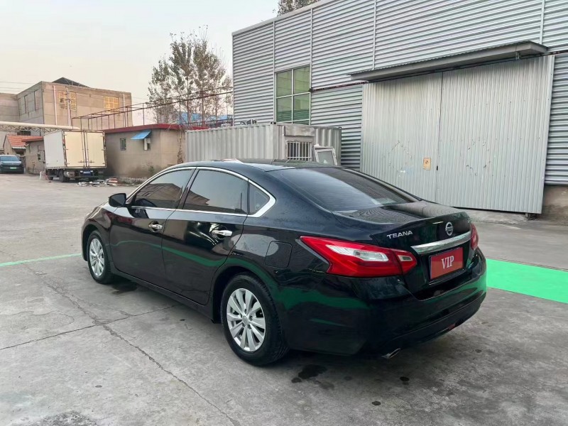 临沂18年日产天籁7