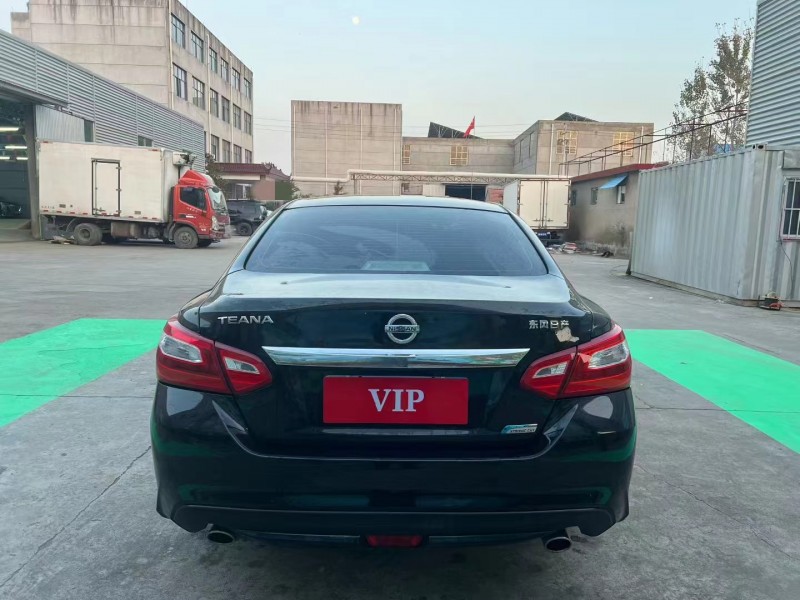 临沂18年日产天籁9