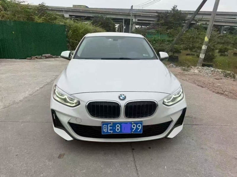 佛山22年宝马1系1