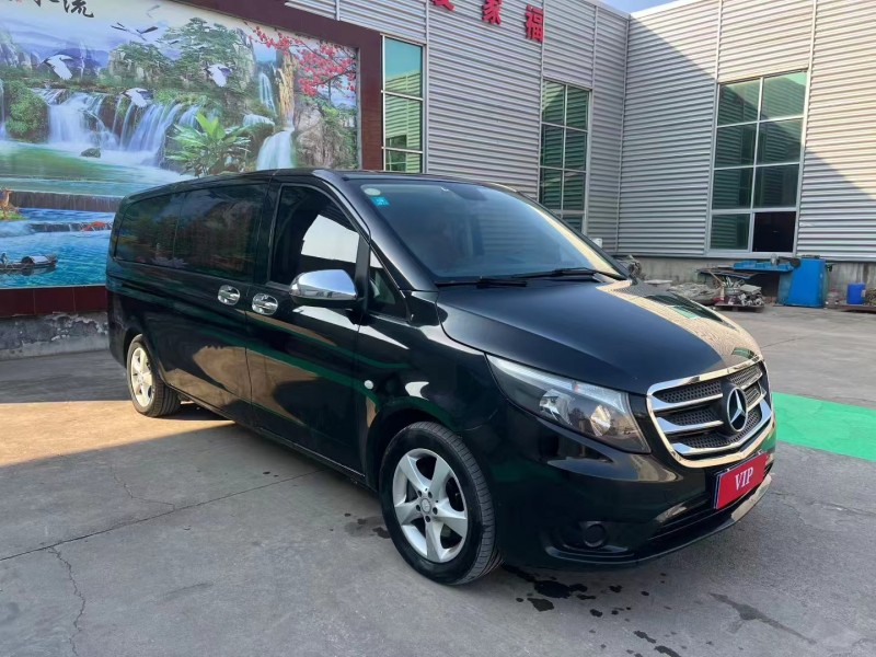 临沂17年奔驰威霆3