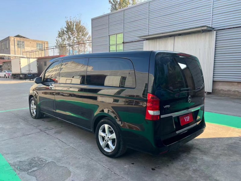 临沂17年奔驰威霆8