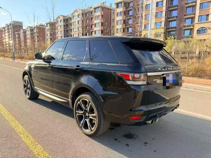 唐山15年路虎揽胜运动8