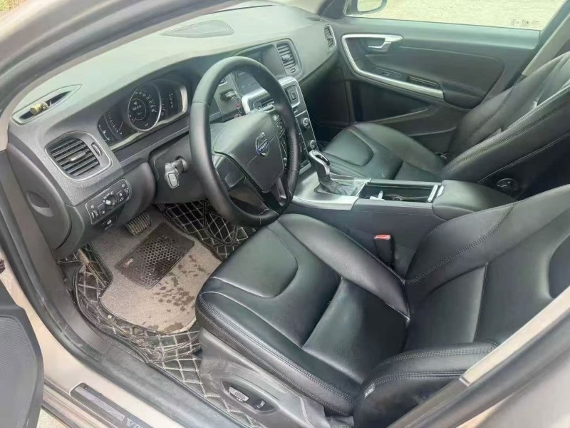 深圳14年沃尔沃S60L4