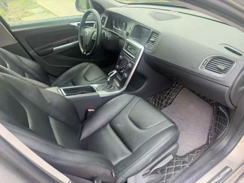 深圳14年沃尔沃S60L5