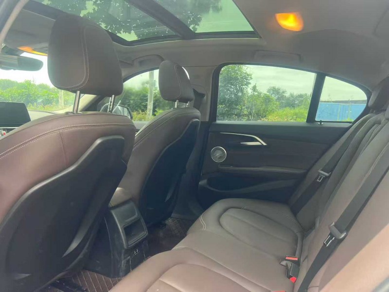 郑州23年宝马1系6