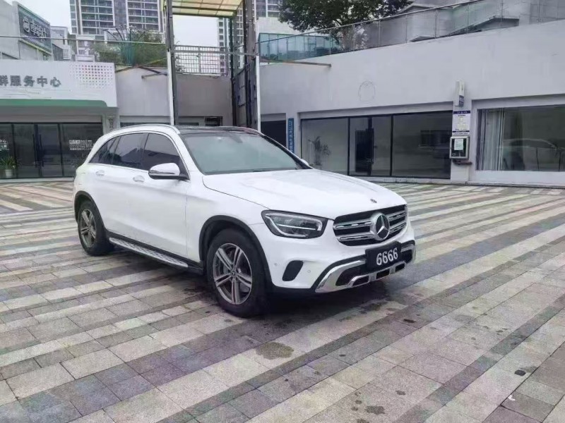 济宁20年奔驰GLC3