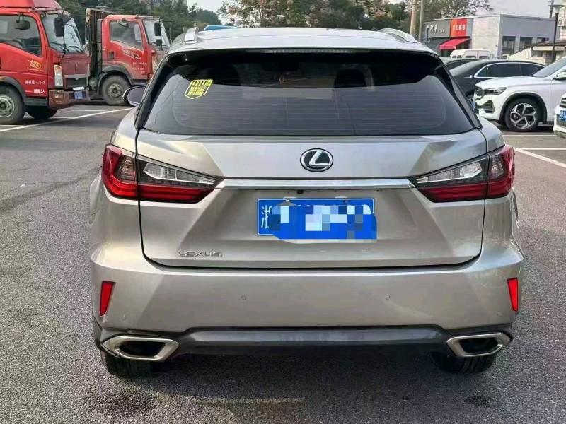 宁波17年雷克萨斯RX8