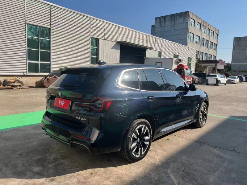 临沂22年宝马IX38