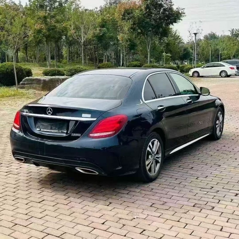 青岛18年奔驰C8