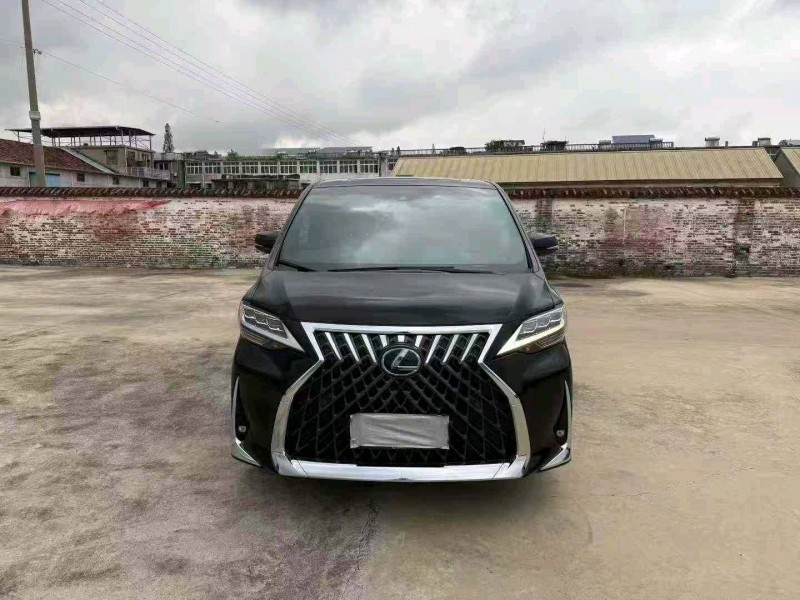 徐州21年雷克萨斯LM雷尔法1