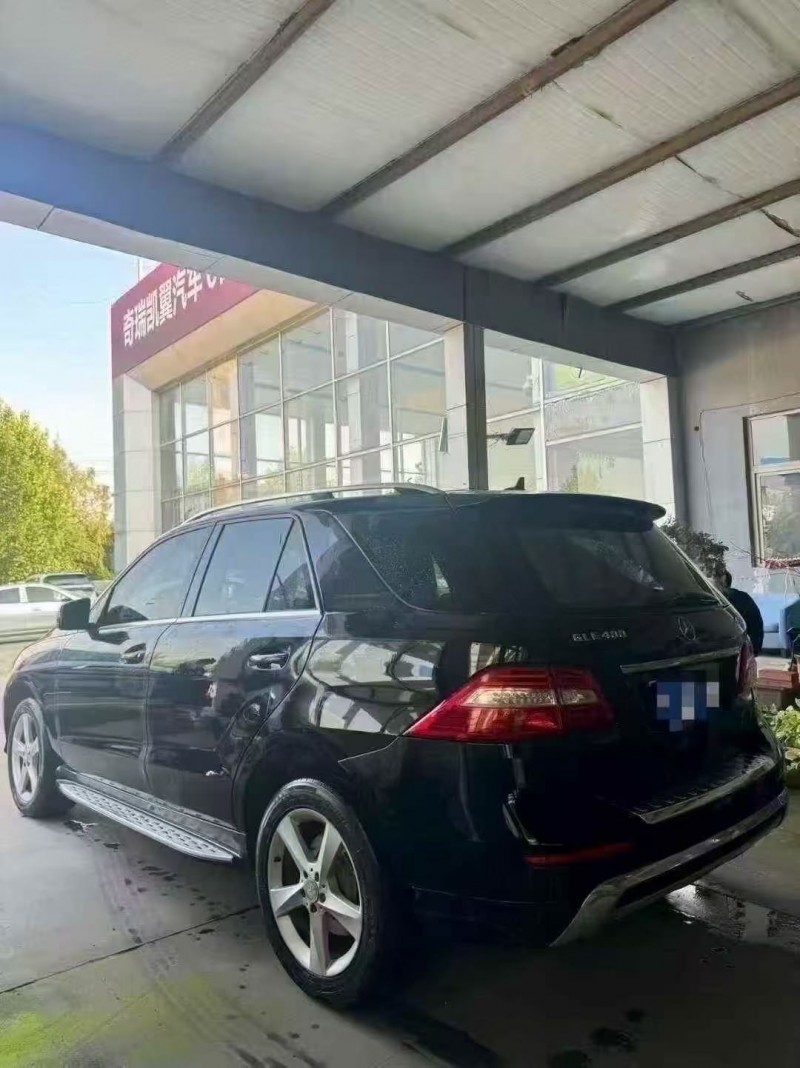 东营13年奔驰ML8