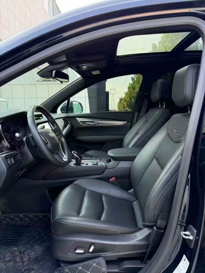 枣庄23年凯迪拉克XT65