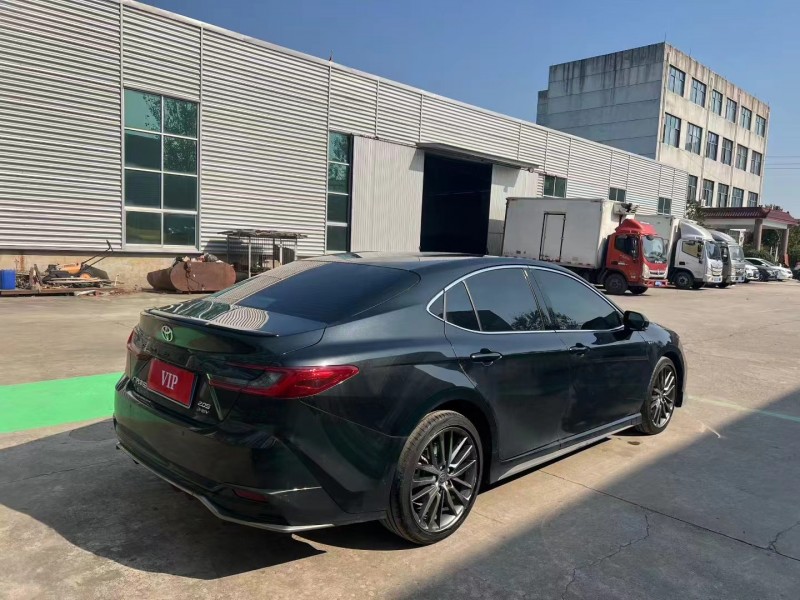 临沂25年丰田凯美瑞7