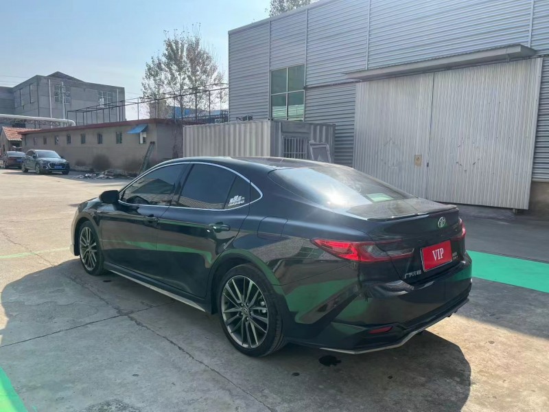 临沂25年丰田凯美瑞8