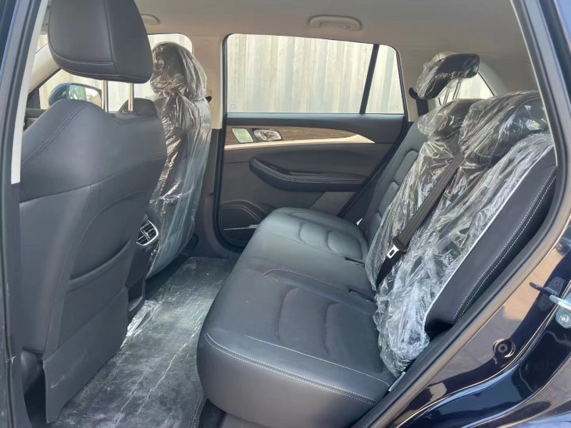 乌鲁木齐25年创维EV65