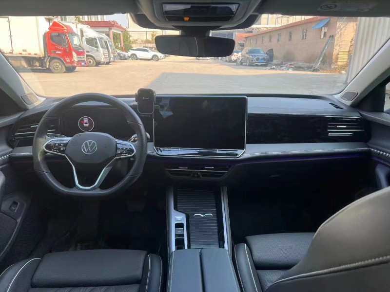 临沂24年大众迈腾6