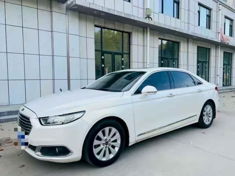 济南16年福特金牛座2