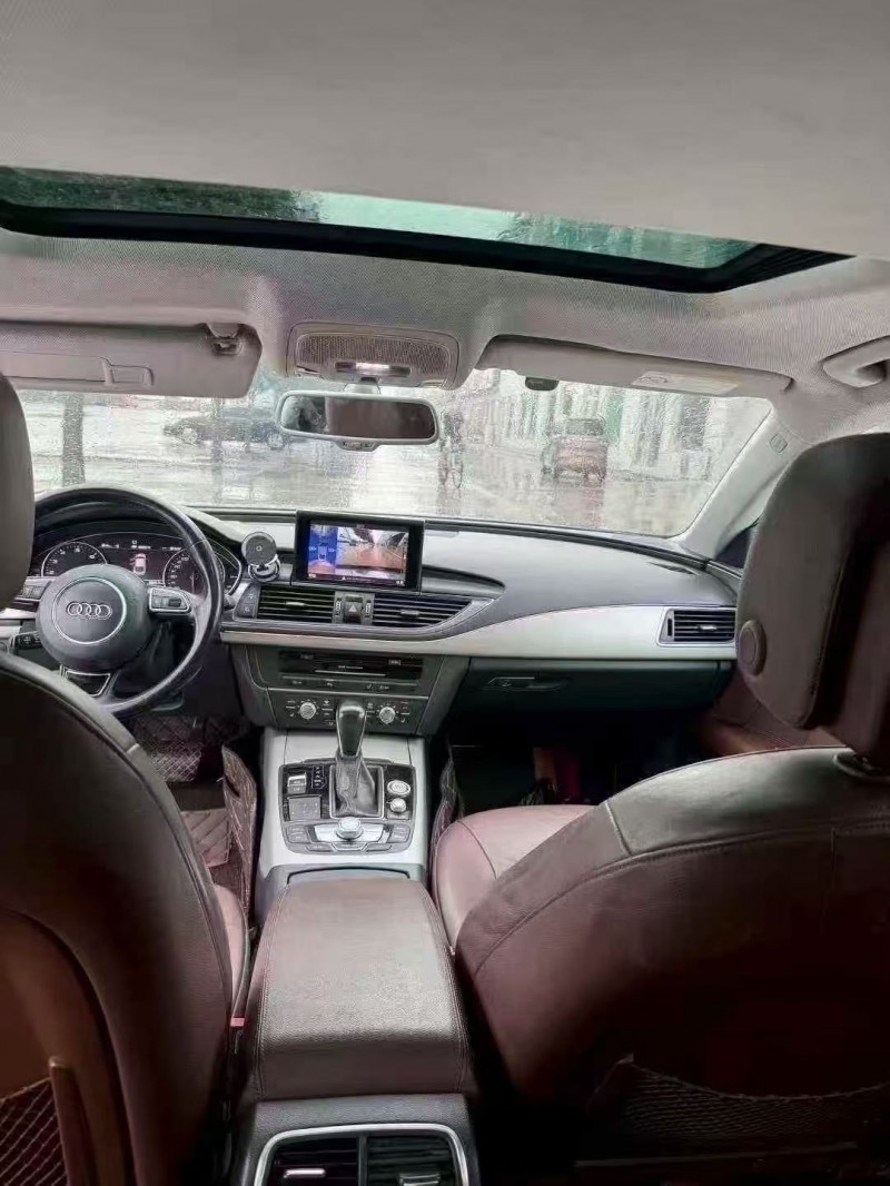 日照17年奥迪A7L4