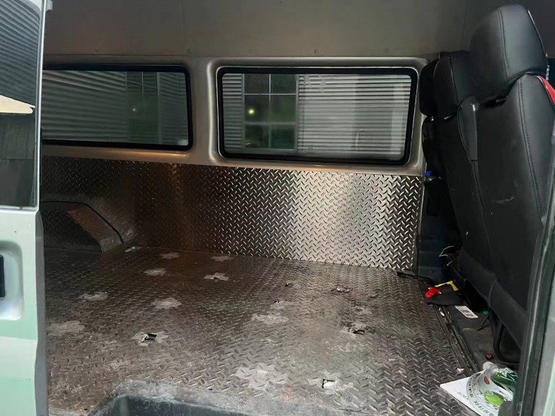 临沂20年福特全顺5