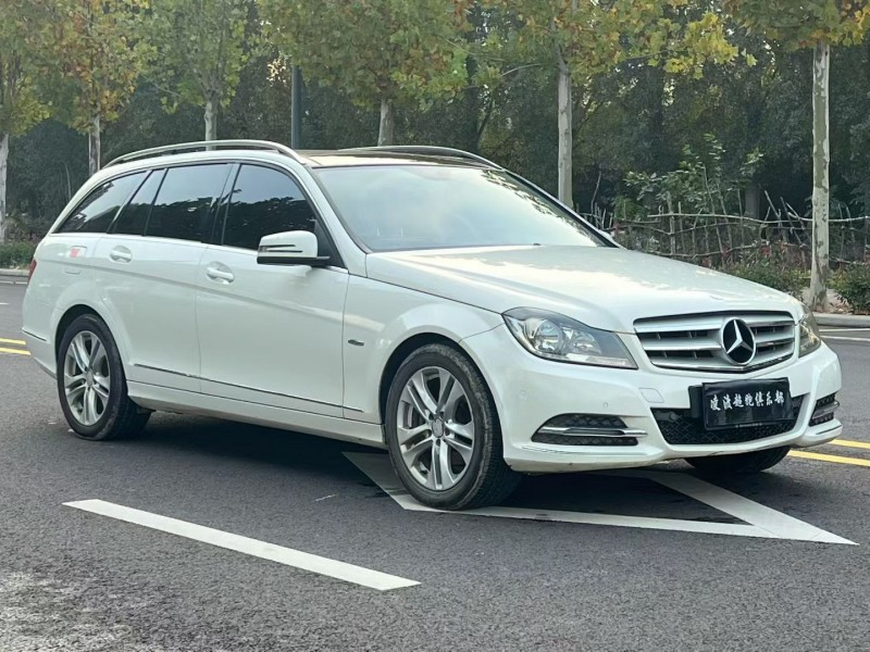 郑州13年奔驰C2