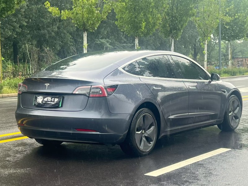 郑州20年特斯拉MODEL 37