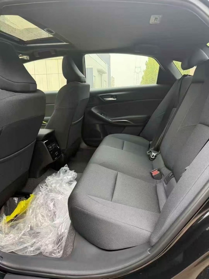 枣庄25年丰田亚洲龙6