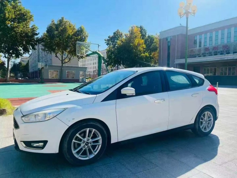 枣庄16年福特福克斯3