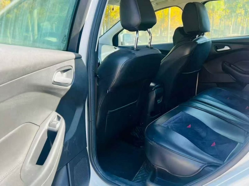 枣庄16年福特福克斯6