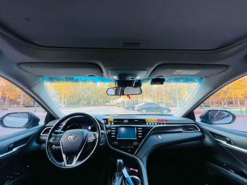 枣庄19年丰田凯美瑞8