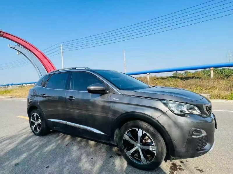 青岛17年东风标致3