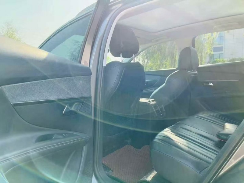 青岛17年东风标致5