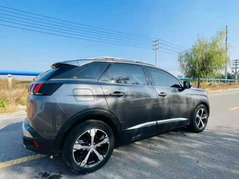 青岛17年东风标致8