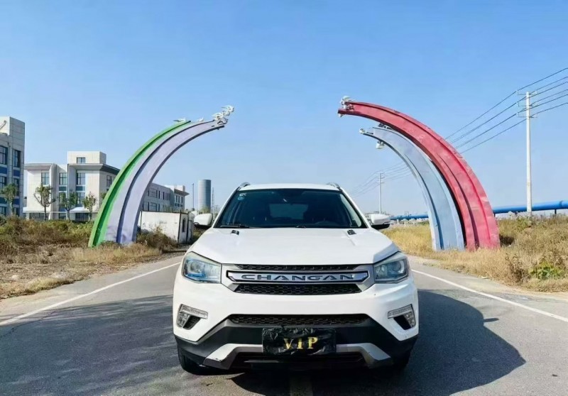 青岛17年长安汽车CS751