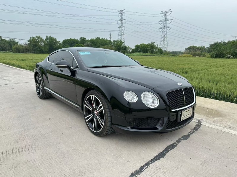 杭州13年宾利欧陆2