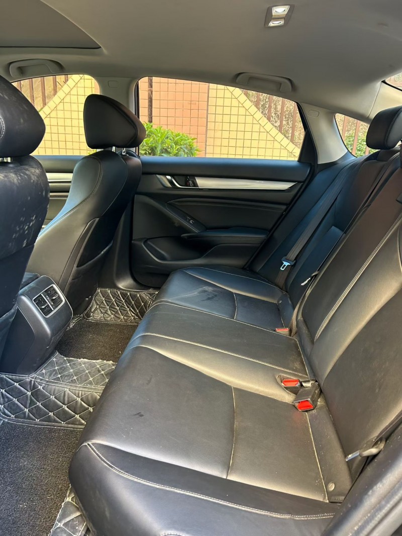 东莞20年本田雅阁5