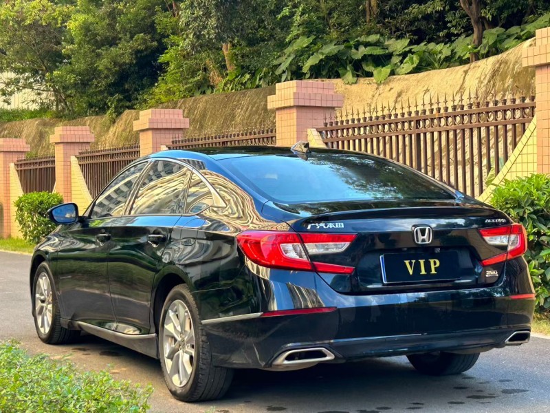 东莞20年本田雅阁7