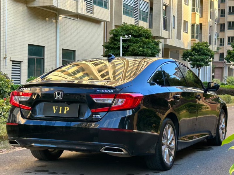 东莞20年本田雅阁8